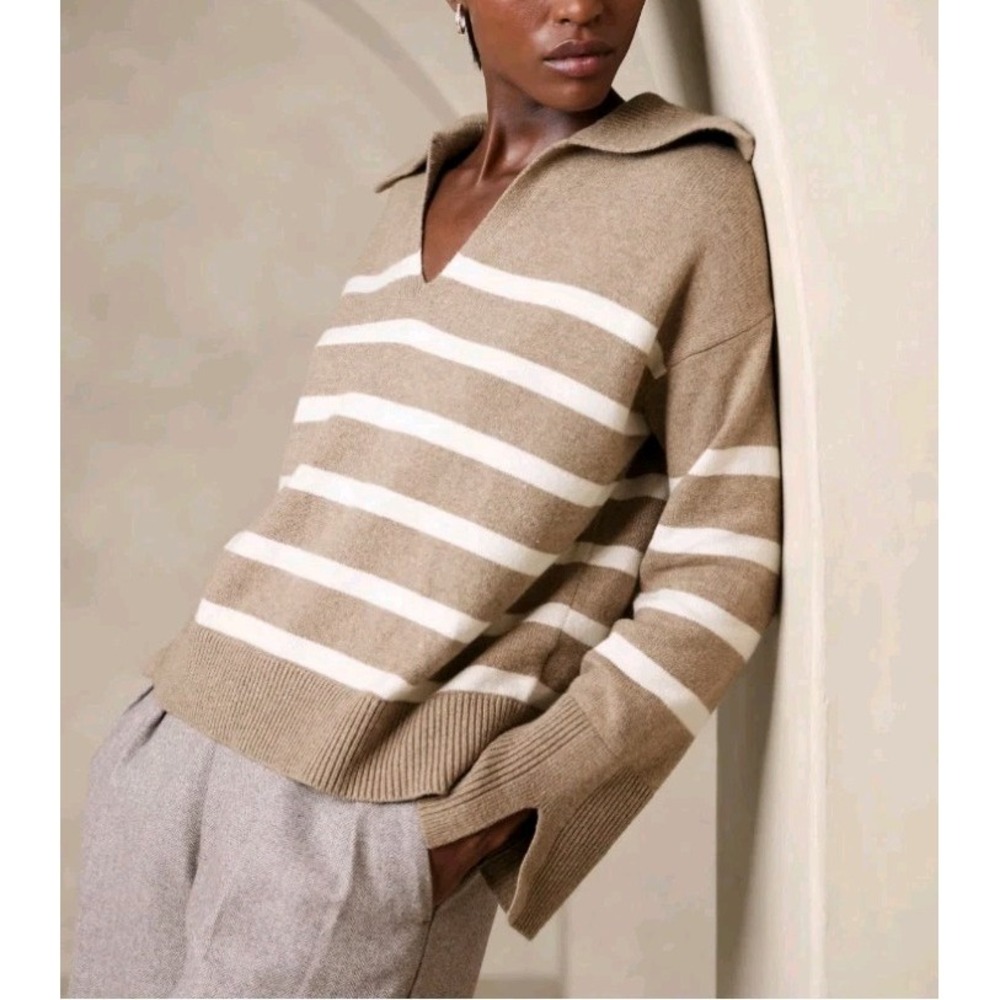 Banana Republic Johnny Collar Striped Sweater Womens Small Beige Classic Preppy